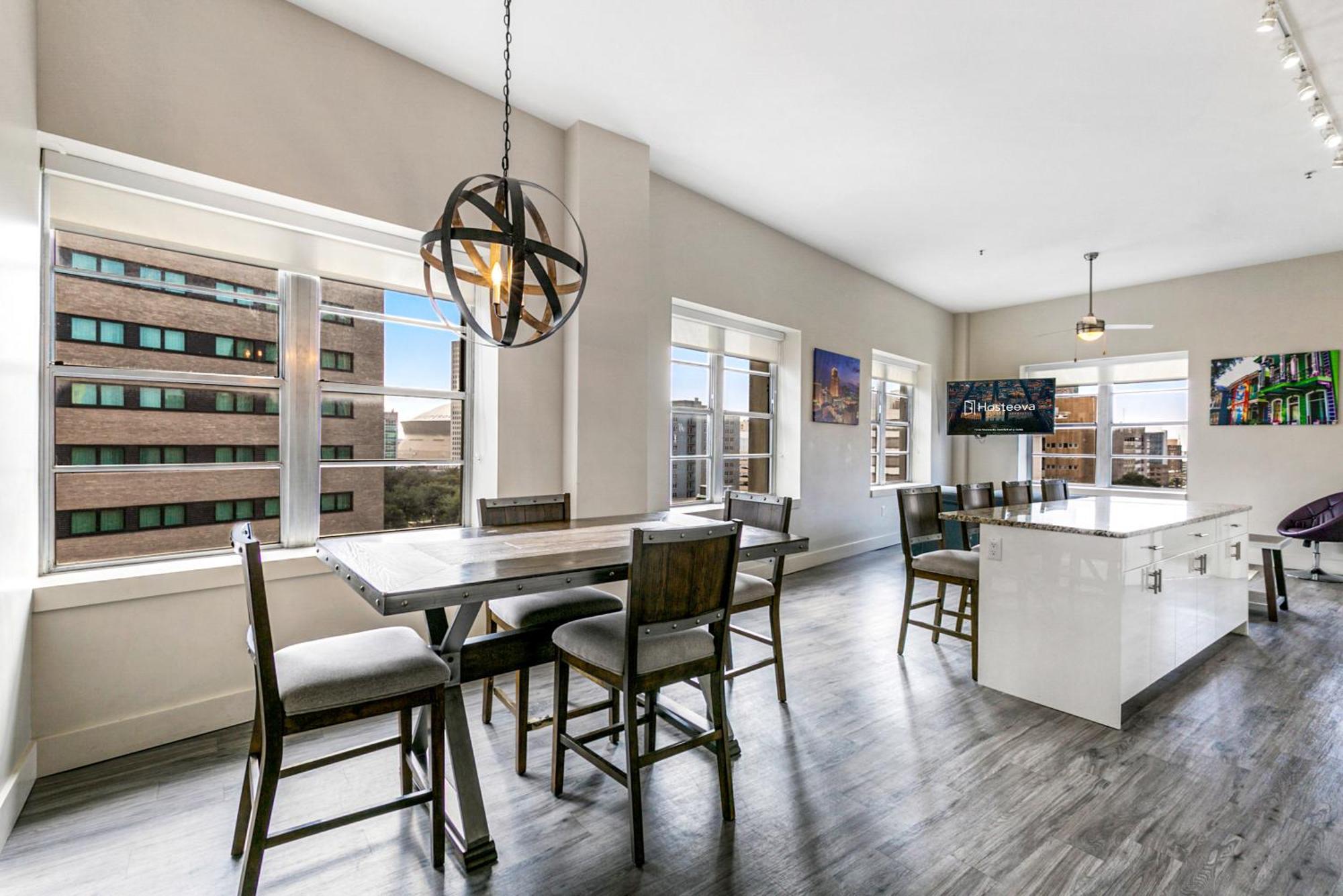Apartment Spacious A Short Ride Away From Superdome *