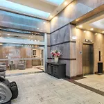 Spacious Condo A Short Ride Away From Superdome