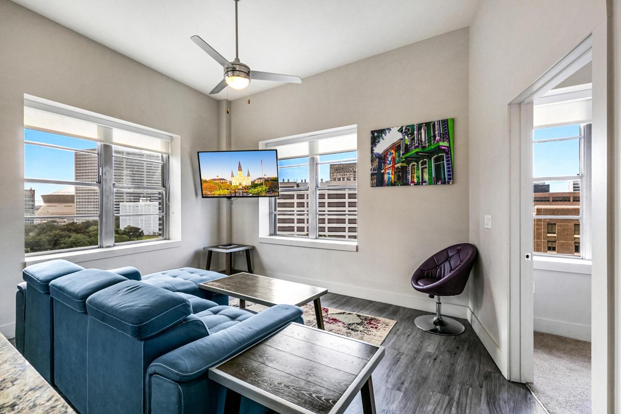 Spacious A Short Ride Away From Superdome